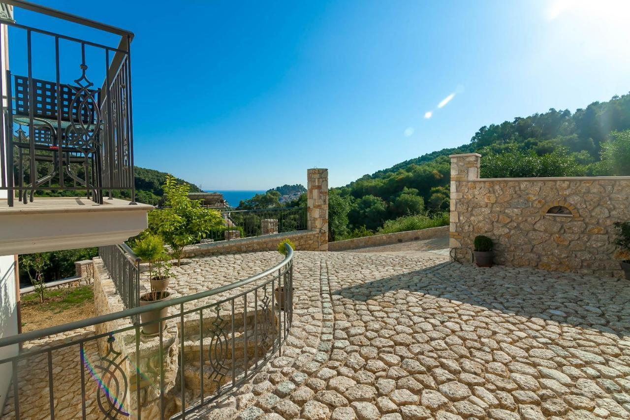 Natura Luxury Suites Парга Екстериор снимка
