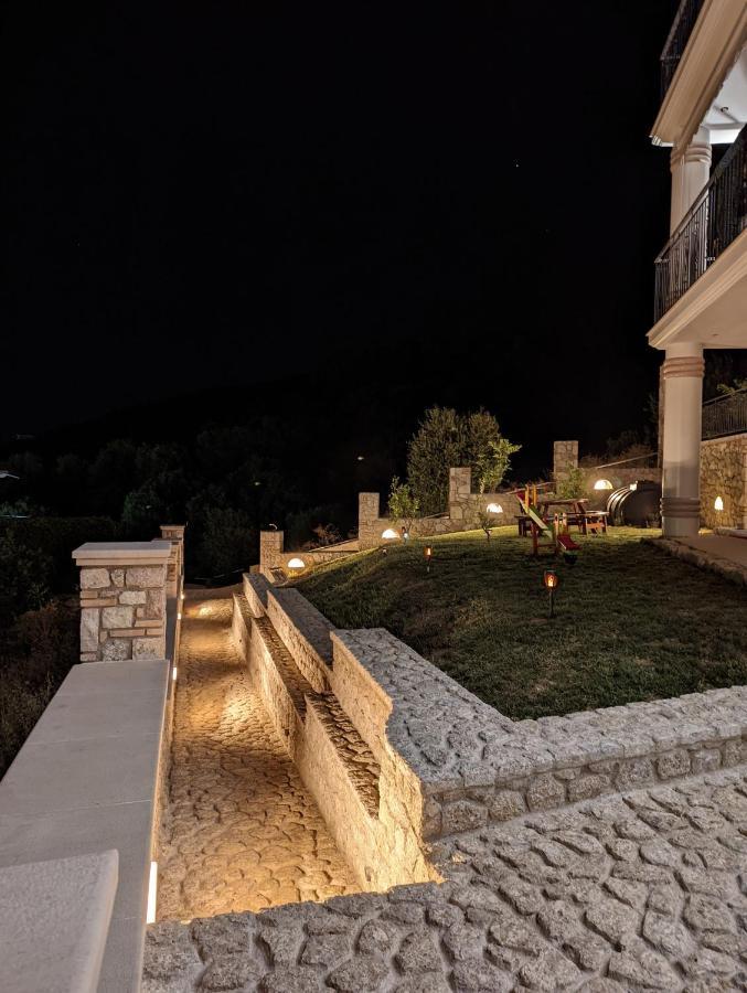 Natura Luxury Suites Парга Екстериор снимка